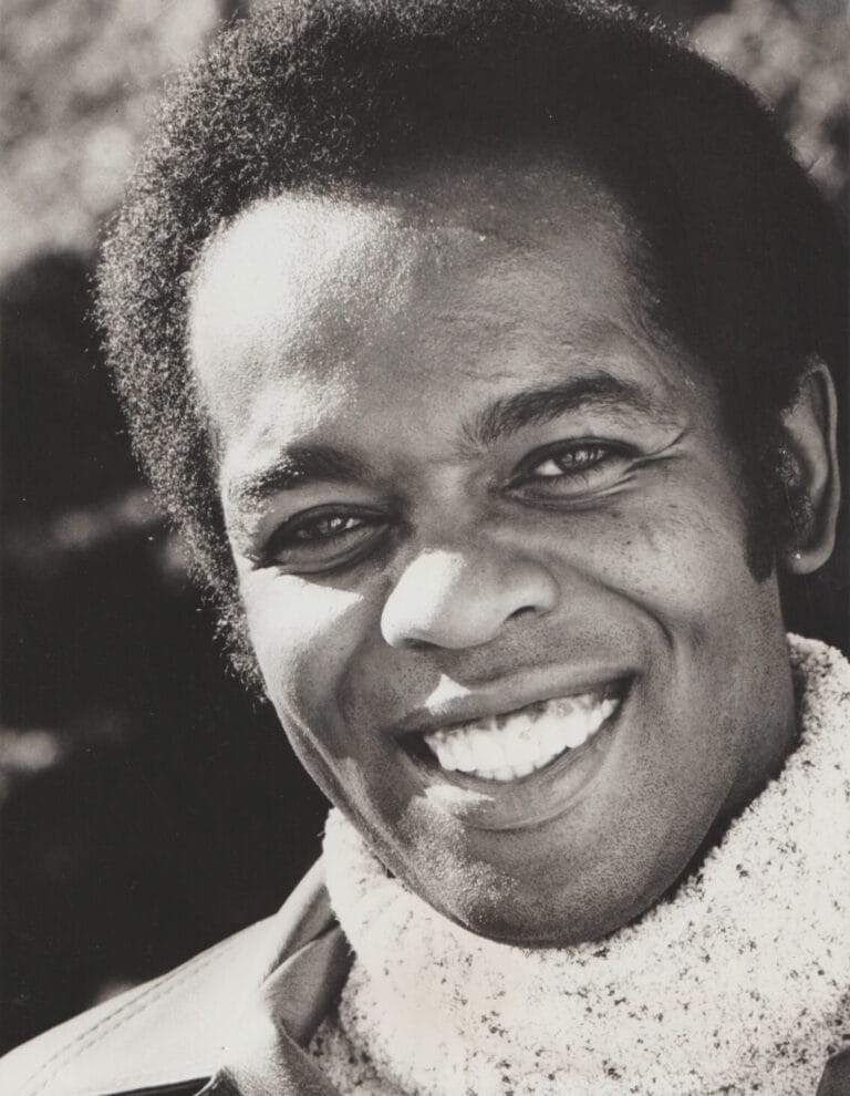 Classic Gold article featured image – Lou Rawls