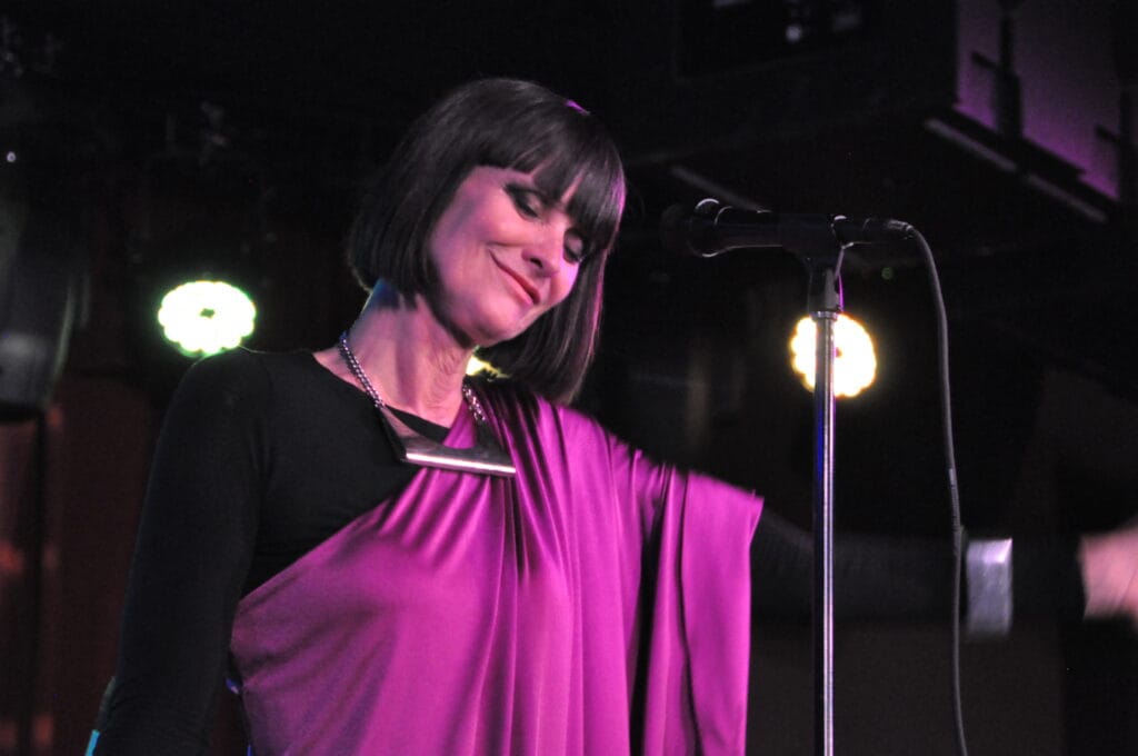 Classic Gold article featured image – Swing Out Sister